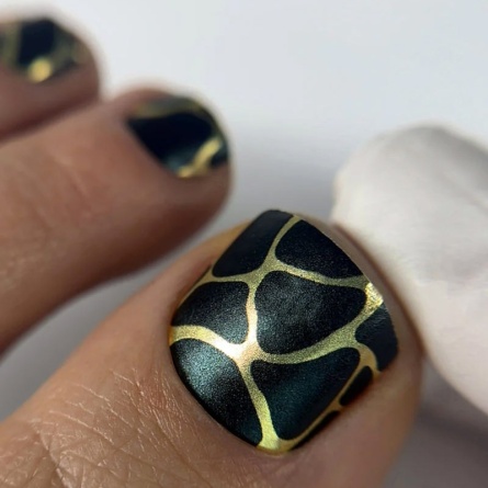 nail-wraps-pedicure-cabinet-fraise-nail-shop-wr-624-01